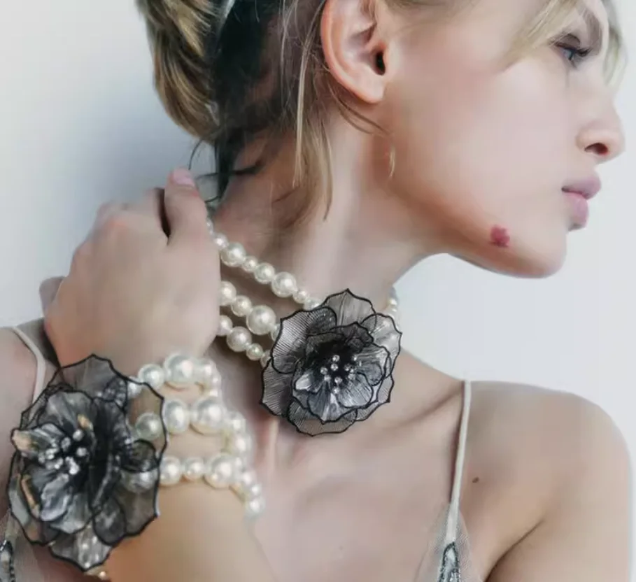 

Европейское и американское ретро-барокко с искусственным жемчугом, темпераментное многослойное ожерелье с цветком, модный браслет Джокера для подиума