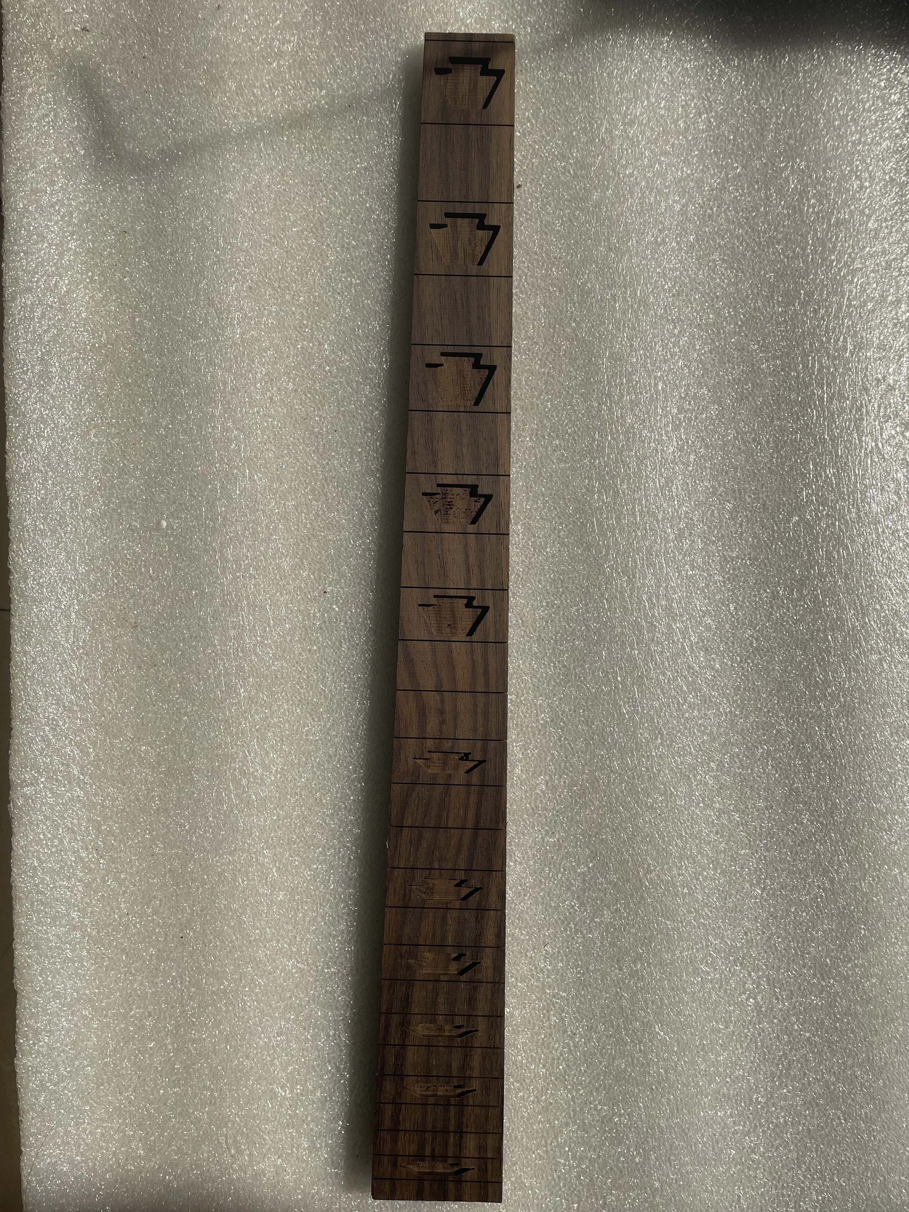 หายาก Slat อินเดีย Rose ไม้สําหรับกีตาร์คลาสสิกไฟฟ้า Finger Board Rosewood Fingerboard กีตาร์ Part 24 Fret กีตาร์ Fretboard