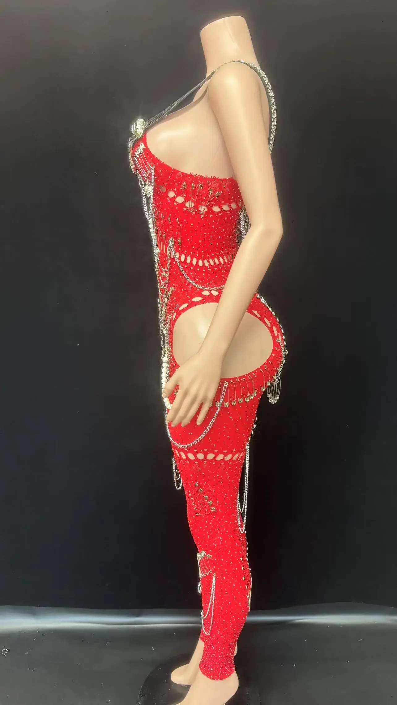 المشاهير ملهى ليلي بار حفلة مرحلة الأداء بذلة المرأة تألق سلسلة معدنية بلا أكمام قطع Bodycon زي