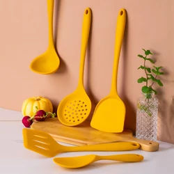 1Pcs New Yellow Silicone Heat-Resistant Spatula Soup Spoon Shovel Turner Strainer Kitchen Utensil Cooking Tools Kitchenware