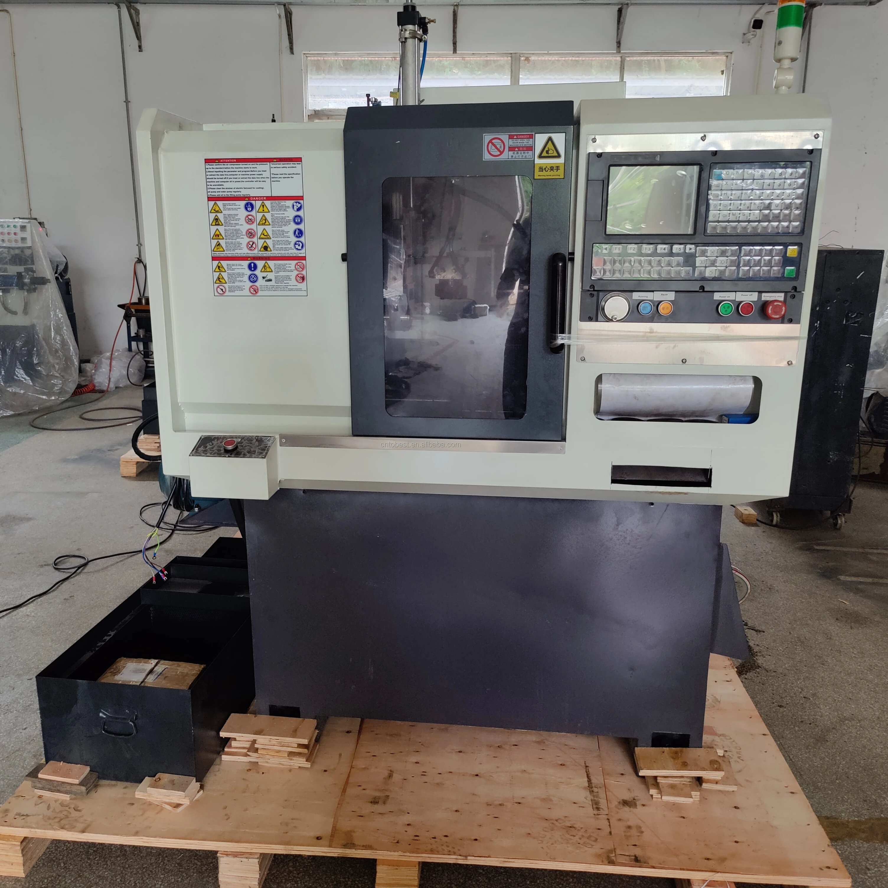 Professional Mini CNC Machining Lathe with Integrated U-turn Function for Complex Parts TB-07