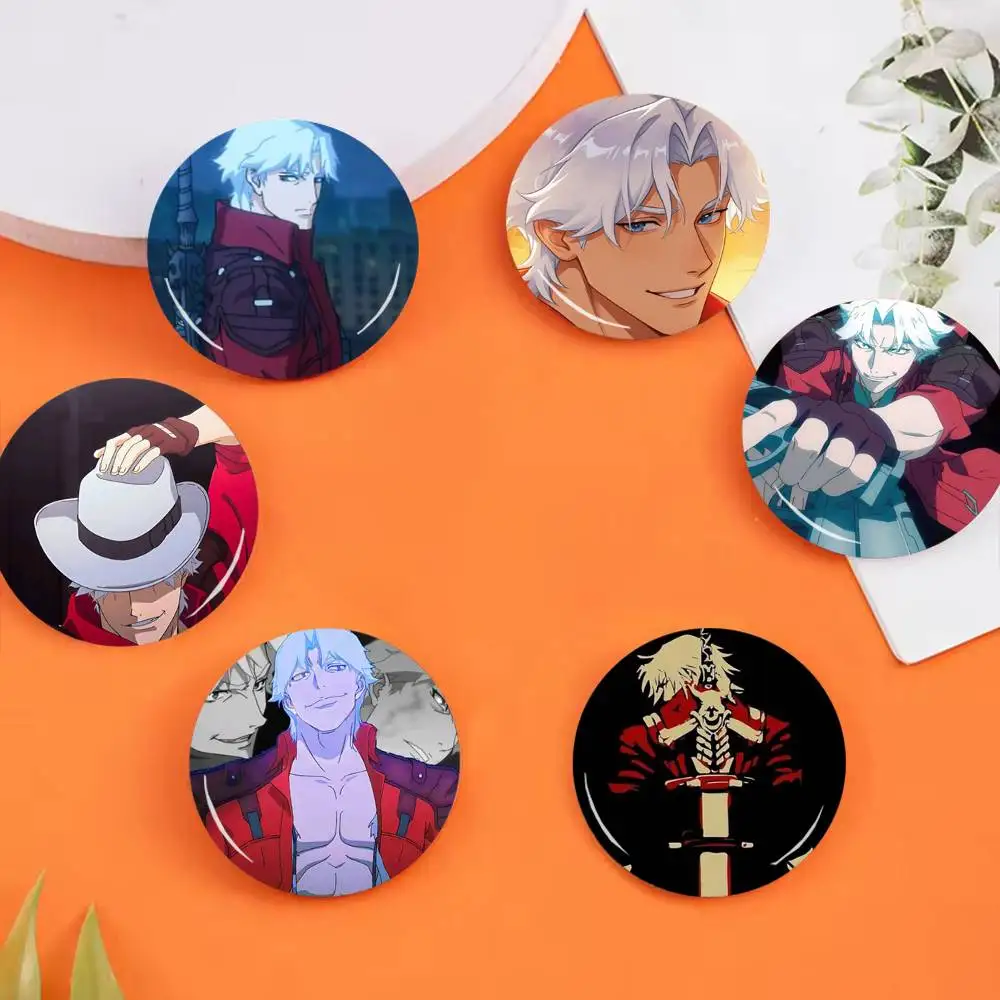 Devil May Cry Dante 25 32 44 58 75mm Round Badges Brooches Lapel Pins Fashion Accessory Holiday Present Gift