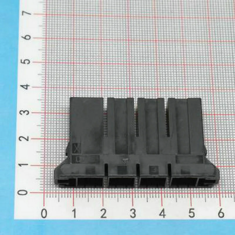 10PCS Original Tyco connector 1-179958-4 4P black female shell