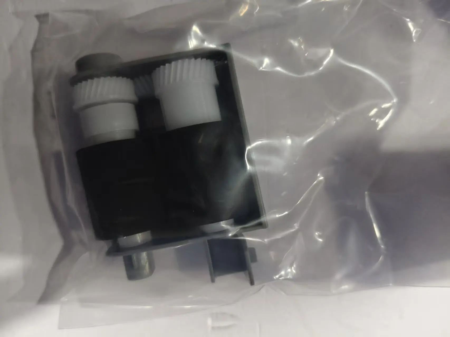 

5pcs 302RV94070 2RV94070 Pickup Feed Roller for Kyocera P2235 P2335 P2040 M2135 M2235 M2635 M2735 M2040 M2540 M2640 PF-1100