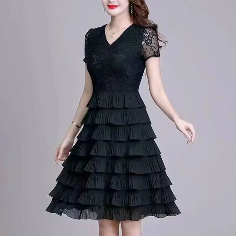 Vestido feminino em camadas preto, vestido midi com retalhos com renda, vestido casual chique com tudo a combinar, moda primavera e verão, tamanho grande, 2023