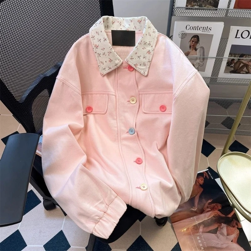 

Мужская джинсовая куртка больших размеров с цветочным принтом и воротником, нежно-розовая, осенне-зимняя, новая, для пар, дышащая, свободного кроя, в американском стиле