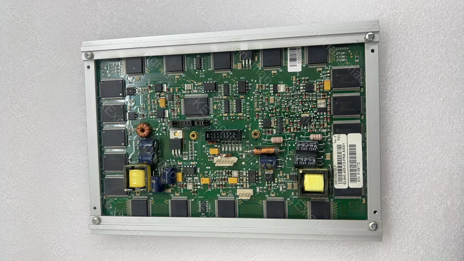 

Фонарь соответствует стандартным старым и новым условиям. Пожалуйста, проконсультируйтесь с магазином