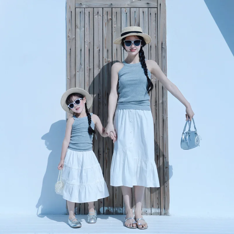 2025 Summer Mother and Daughter Matching Clothing Mom Baby Girls Vest White Skirts Two Piece Sets Mommy and Me Clothes Outfits