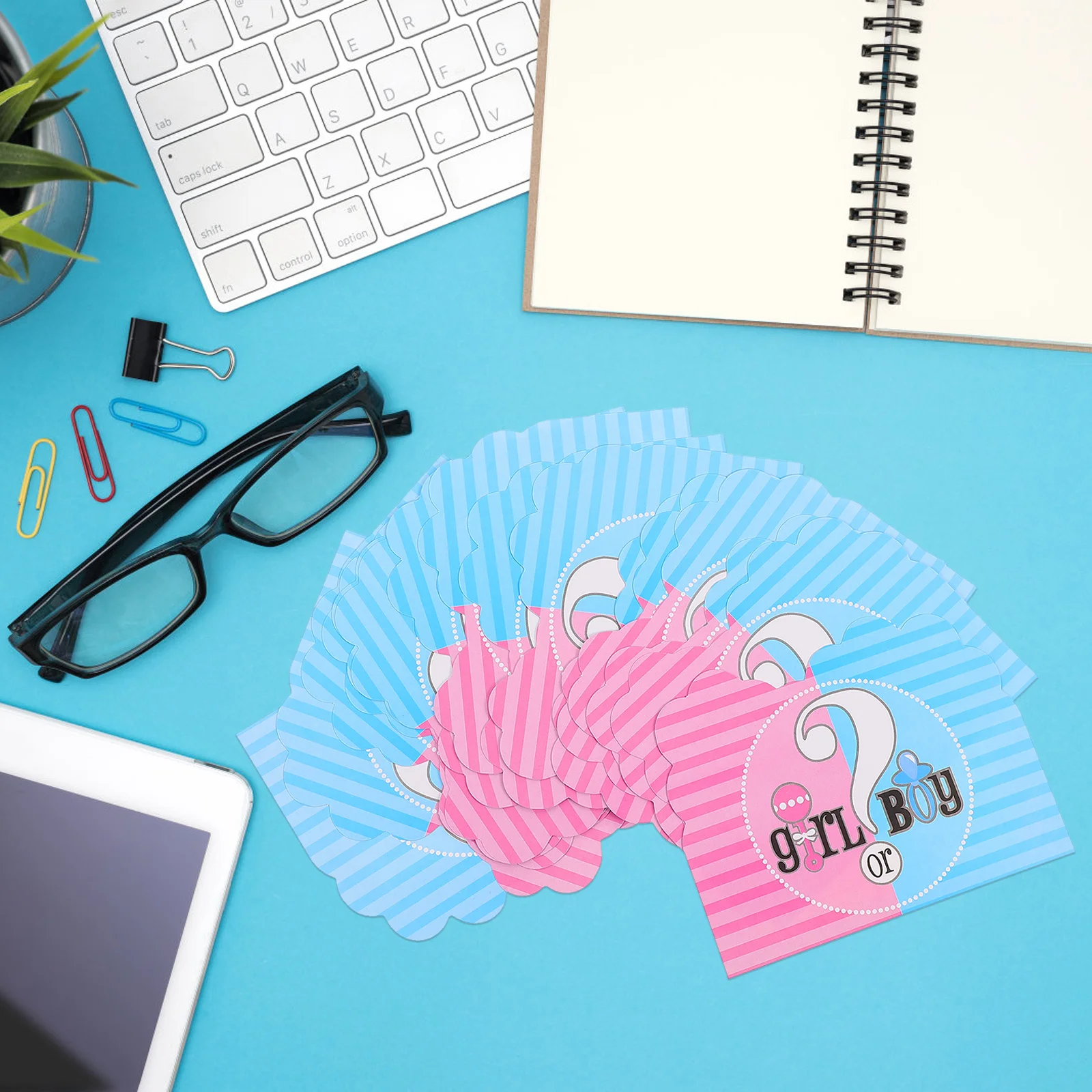 

32Pcs Gender Reveal Invitation Cards Baby Shower Party Invitations High-Quality Paper Elegant Design for Baby Shower Celebration