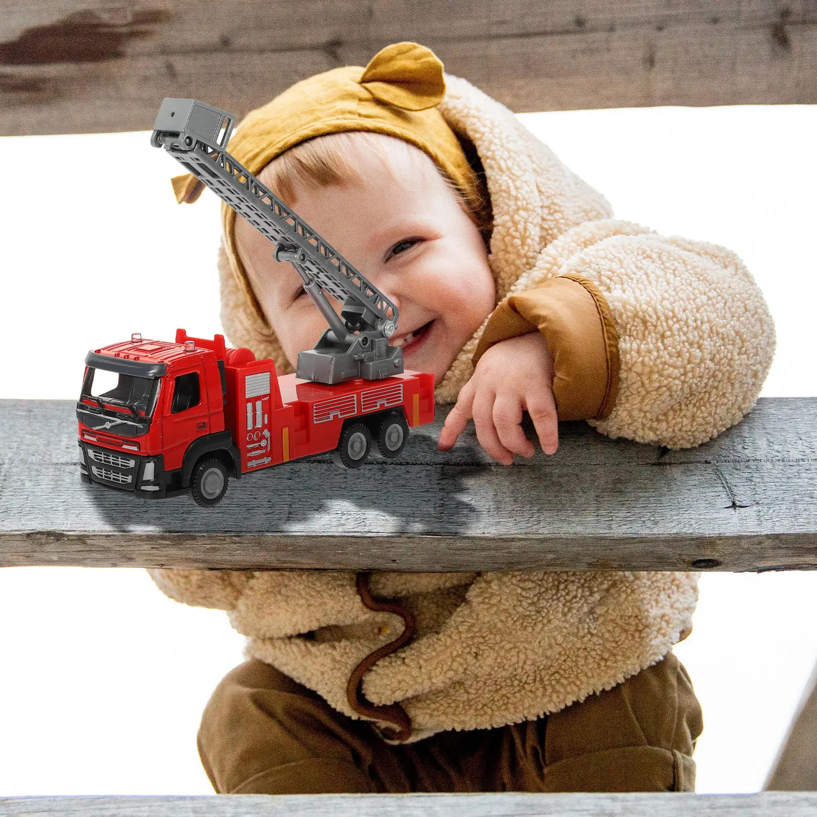 Alloy Fire Truck Simulation Creative Red Firefighting Vehicle for Kids Early Educational Play Fun Children Car Plaything