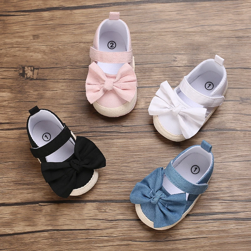 

Brand New Baby Shoes Baby Girls Cute Canvas Bow Princess Shoes Soft Sole First Walkers Bed Shoes White Baptism Shoes