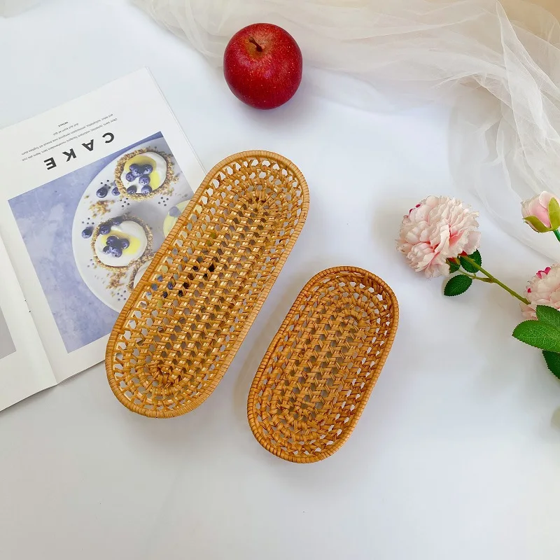 Oval Rattan Woven Storage Basket Bread Fruit Food Storage Tray Knife And Fork Baskets Breakfast Display Box Kitchen Storage 1pc