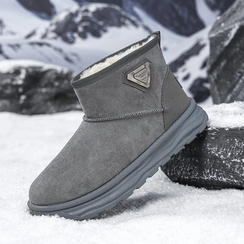 2026Luxurious Winter Short Fur-lined Snow Boots, Cotton Shoes, New Style, Men's Casual Flat Non-slip Cotton Shoes, Fur Boots