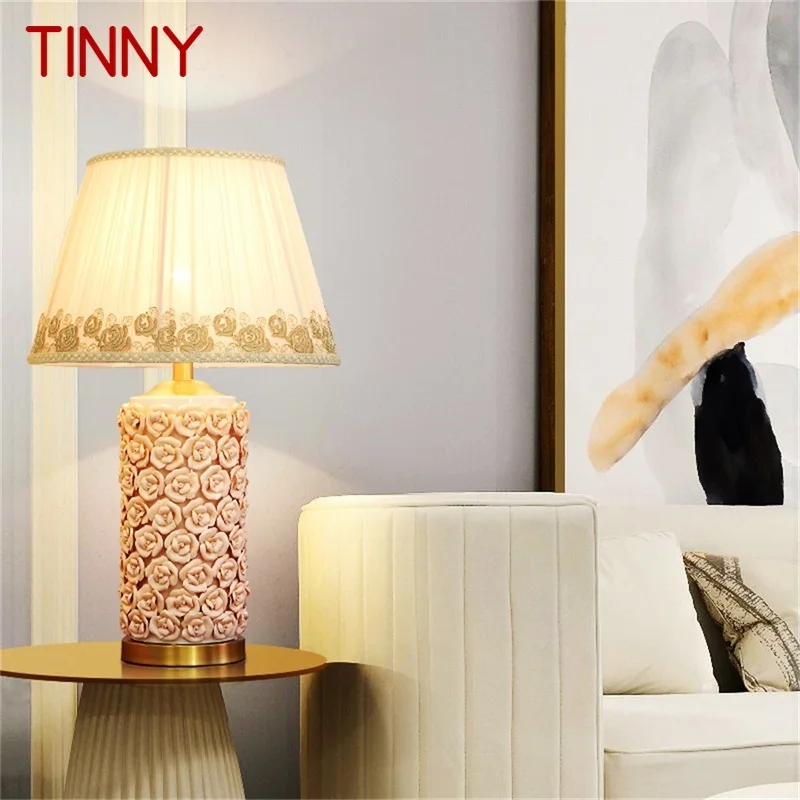 Lampade da tavolo in ceramica TINNY Rose Luxury Brass Fabric Desk Light decorativo per la casa per soggiorno sala da pranzo camera da letto