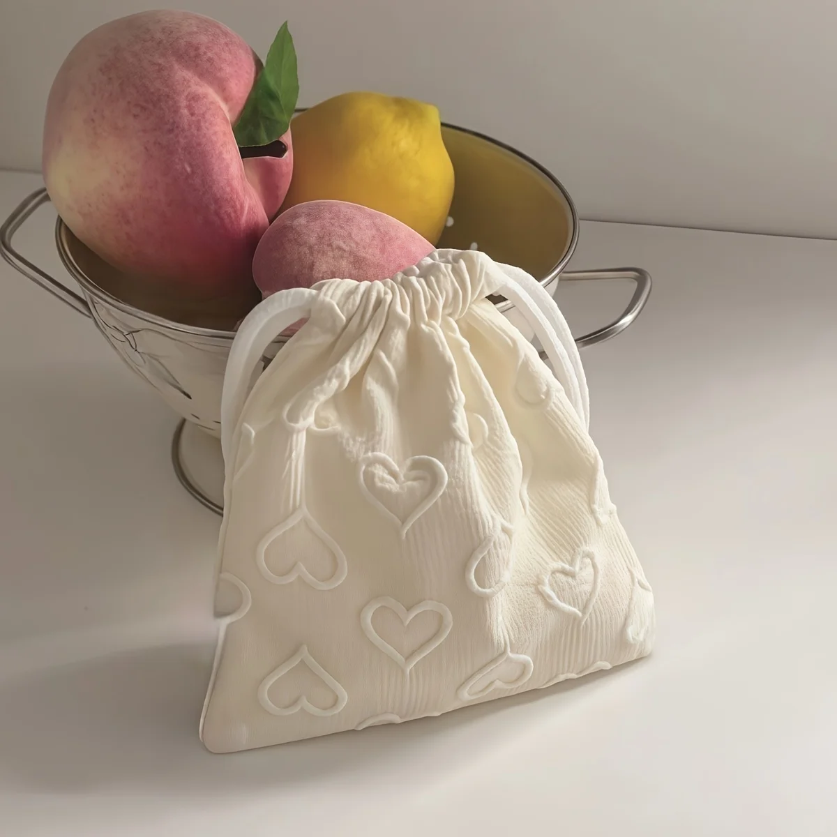 1 borsa portaoggetti con coulisse con stampa a cuore carino: organizer da viaggio portatile per caricabatterie, auricolari e cavi dati, borsa portaoggetti carina