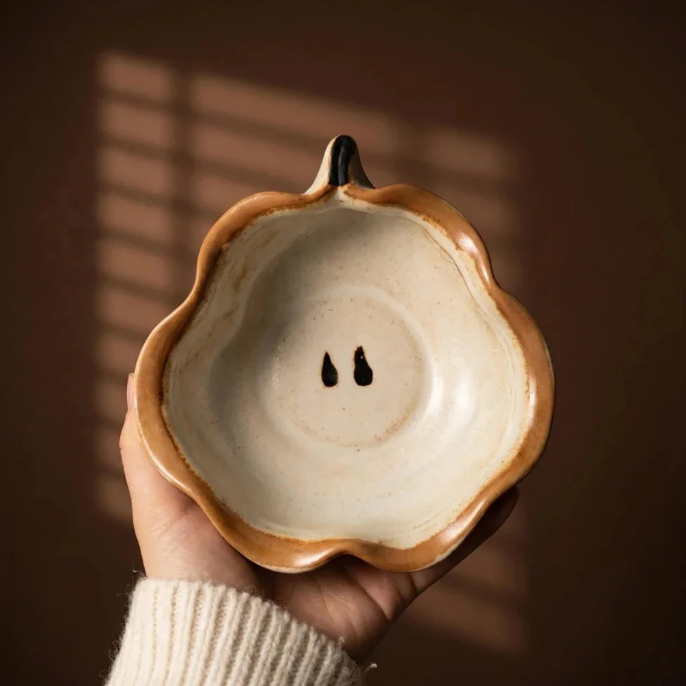 Japanese Style Vintage Ceramic Dish Creative Shape Porcelain Household Dinnerware Hot Pot Barbecue Sauce Condiment Dishes