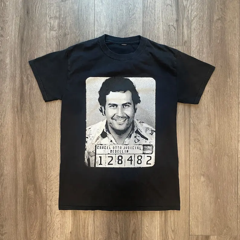 

Vintage 2000s Pablo Escobar Mugshot T-shirt / Graphic Tee / Colombia Colombian / Y2K Black Shirt / Premium Vintage / Jail Tee