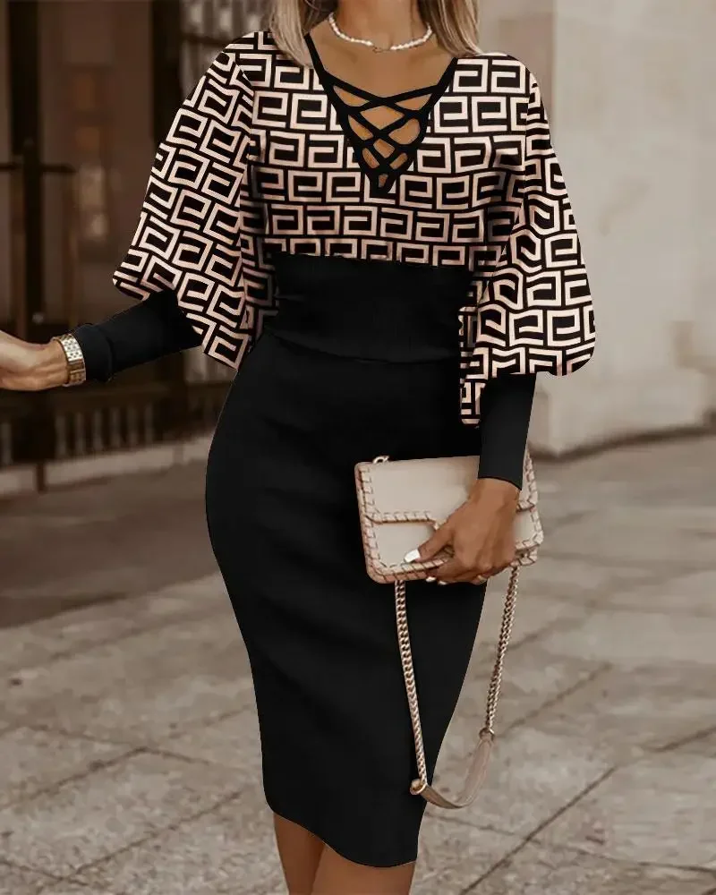 Damen-Kleid mit überkreuztem V-Ausschnitt und Print, figurbetontes Midikleid, elegantes Party- und Arbeitskleid – Detail 9