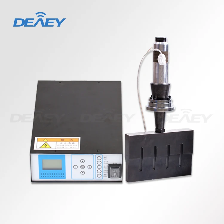 15khz 2600W High Frequency Ultrasonic Analog Digital Plastic Welding Generator With Horn