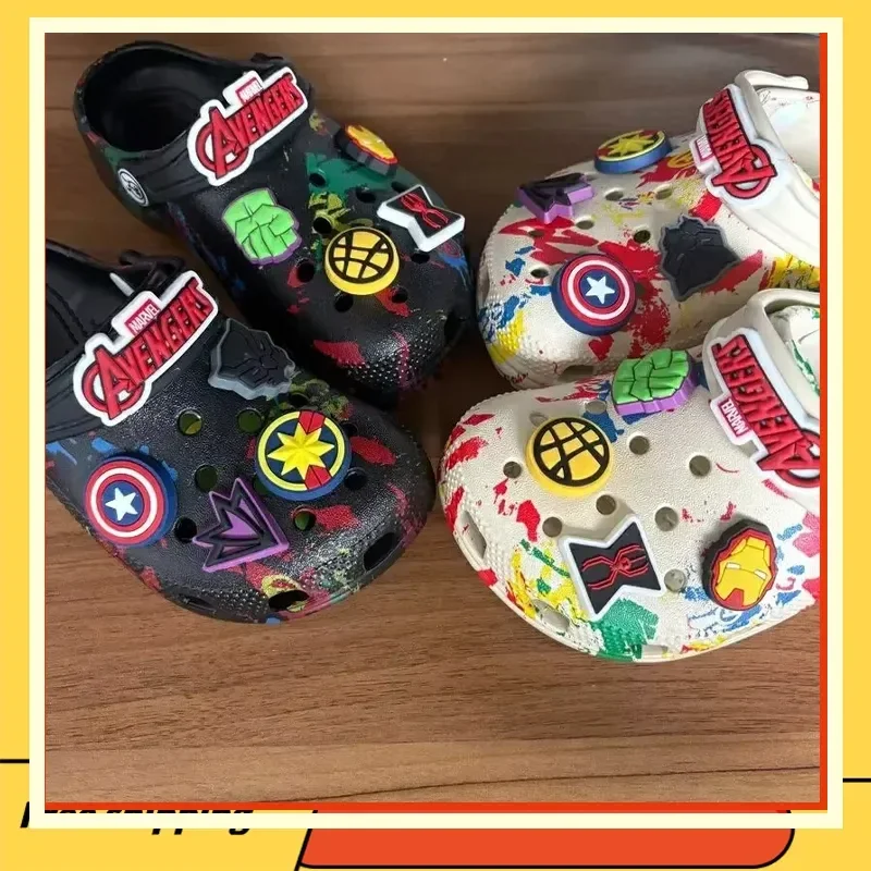 

Тапочки Marvel 2026 In Stock Avengers Series, периферийные тапочки из ЭВА, ультралегкие, с мягкой подошвой, универсальные, удобные, повседневные, для улицы
