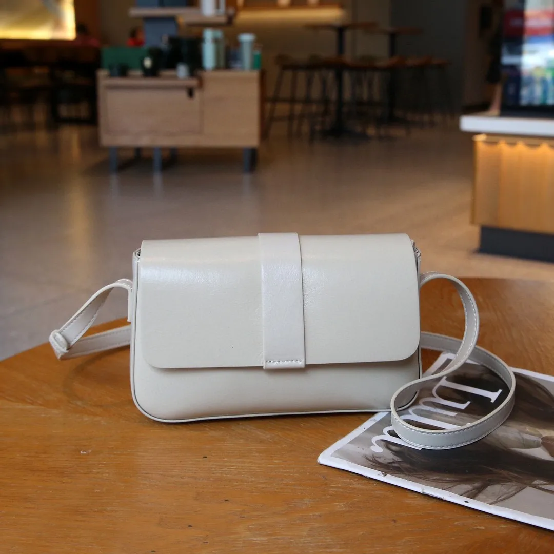 

Small Women Genuine Leather Shoulder Bag 2026 New Cow Leather Messenger Bag Fashion Cover Ladies Cowhide Handbag