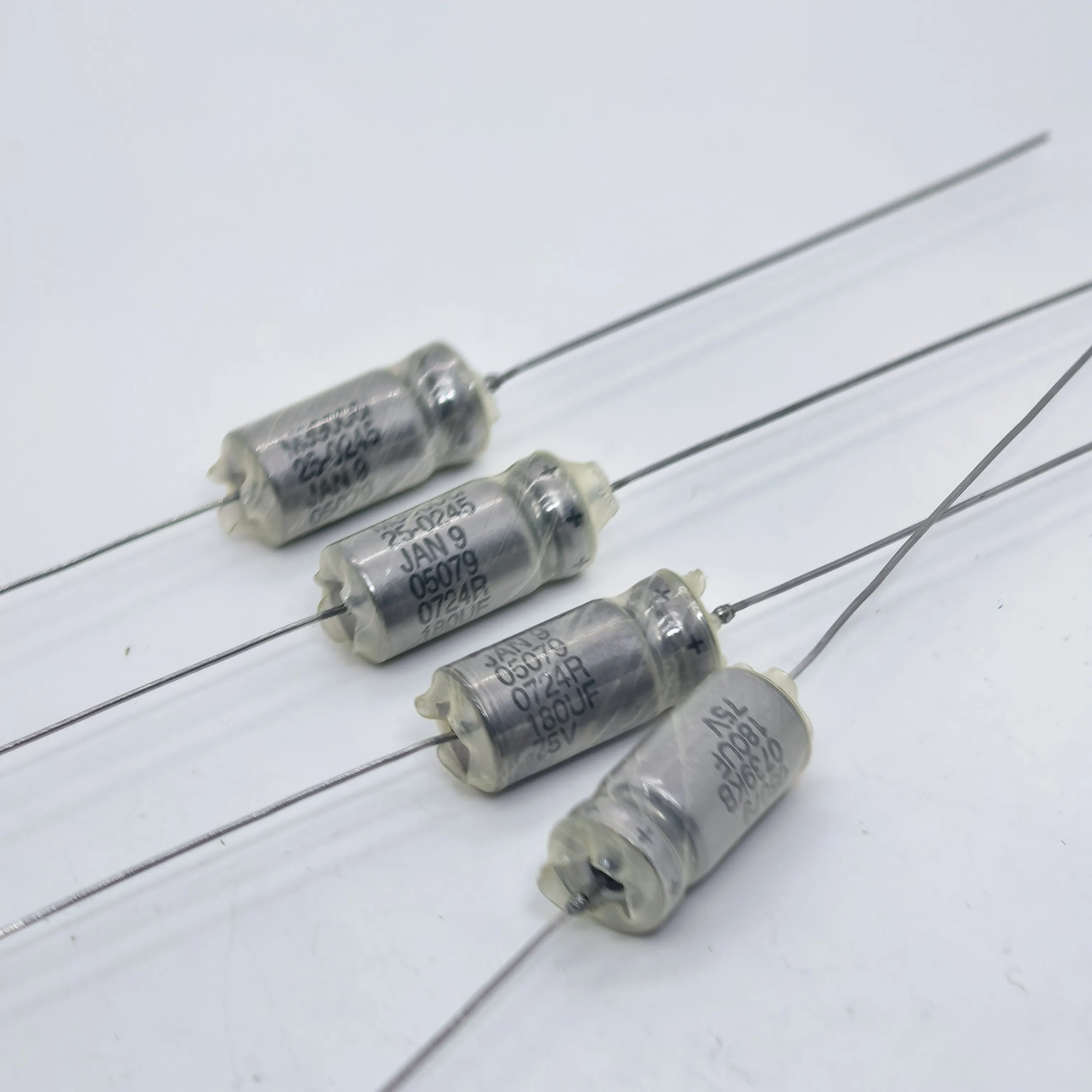 U.S. Military Specification 180UF 75V M39006/25-0245 High-Temperature Audio Liquid Titanium Tantalum Electrolytic Capacitor