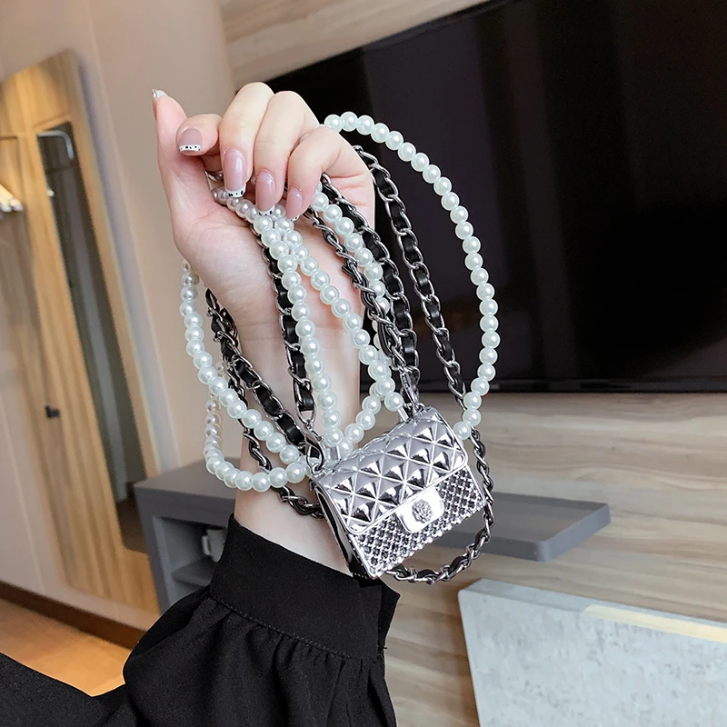 Fashionable Metal Shoulder Bags for Women High quality Crossbody Bag Designer Clothing Accessories Satchel Cute Mini Diamond Bag