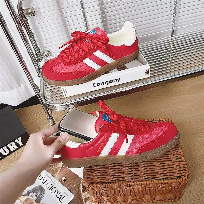 

Women's Multi-Function Lace-Up Sneakers Lightweight Non-Slip Rubber Sole for Outdoor Fitness