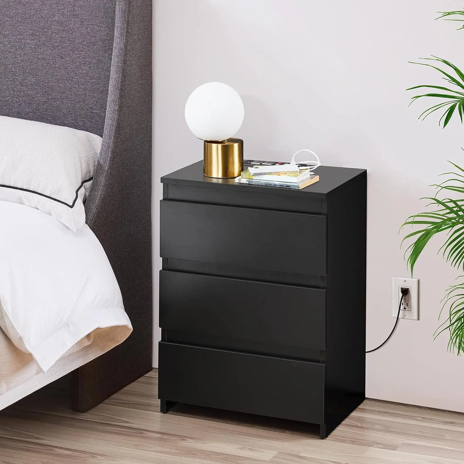 Nightstand พร้อมที่ชาร์จ3ลิ้นชักโต๊ะข้างเตียงหน้าอกตู้ข้างเตียงสีดำพร้อมพอร์ต USB