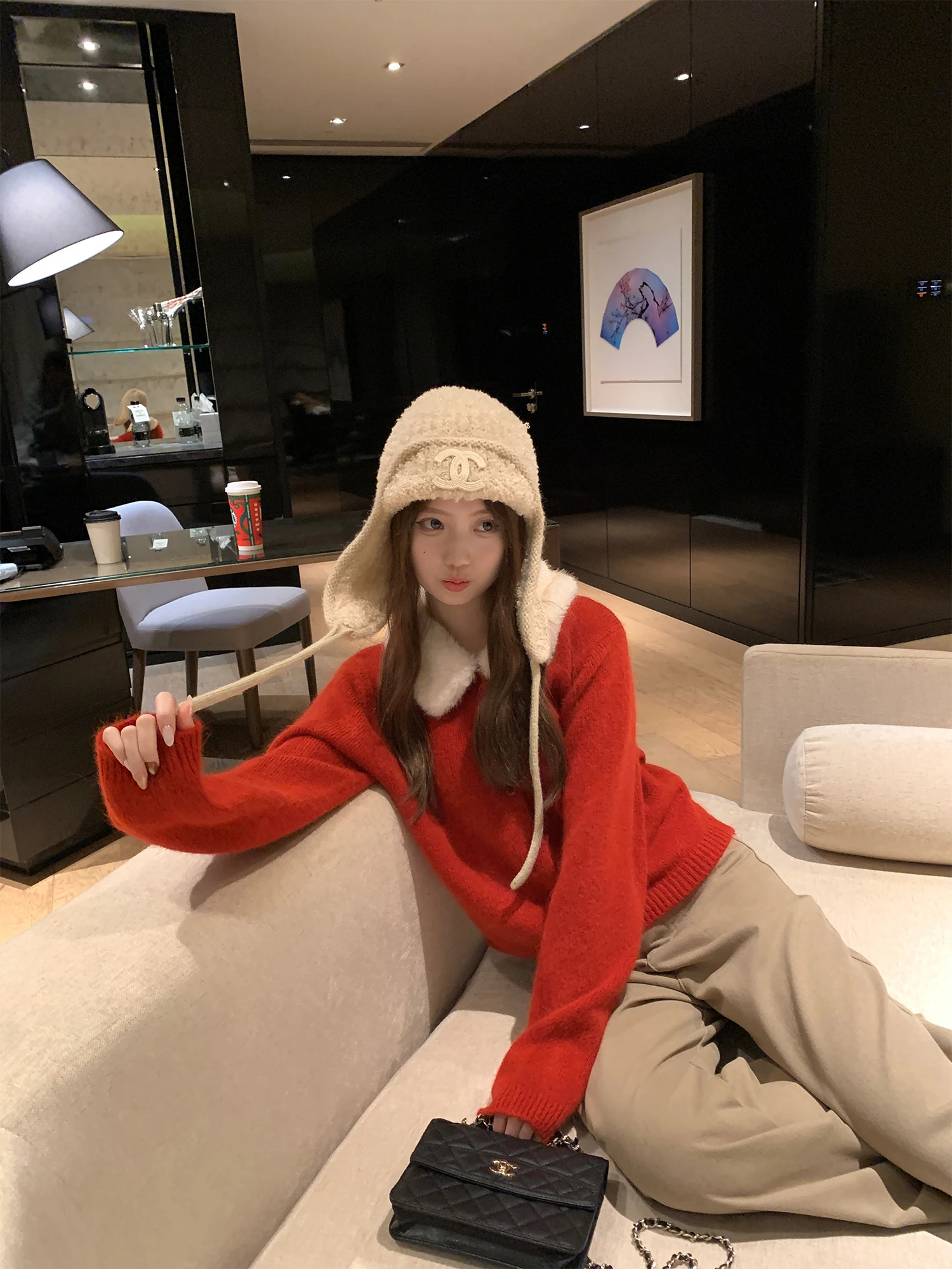 

Красный вязаный свитер-кардиган женский с отстегивающимся меховым воротником, простой, с длинными рукавами, из мягкой ткани, для повседневной носки, китайский бренд