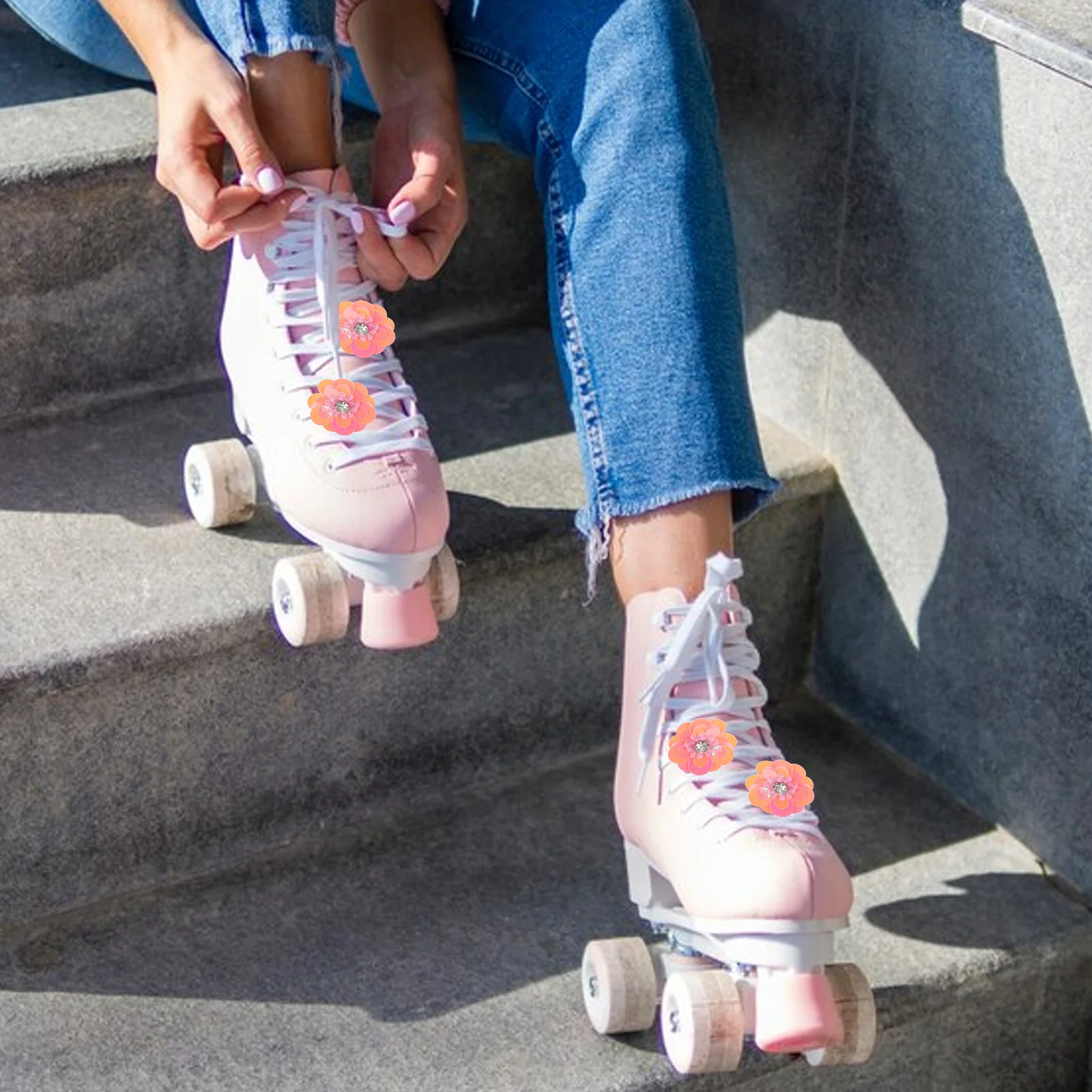 

4Pcs Flashy Rhinestone Flower Shoe Clips Cute Sweet Style Decorative Buckles for Canvas Shoes Casual Footwear DIY Charm Upgrade