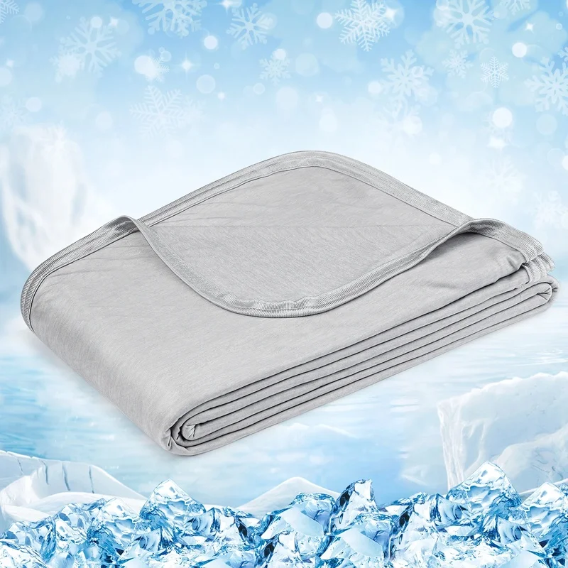 

Cooling Blanket, Lightweight Summer Quilt with Double-Sided Cold Fabric for Sofa and Bed