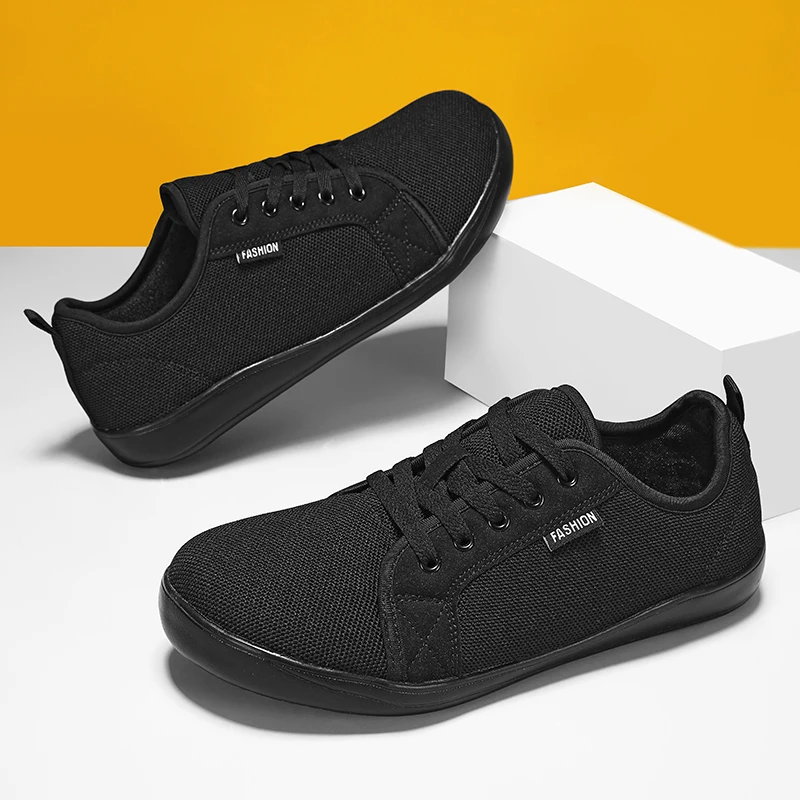 Mens Barefoot Shoes with Wide Toe Box Minimalist Sneakers for Fitness Cross Training Casual Wear and Large Size Comfort