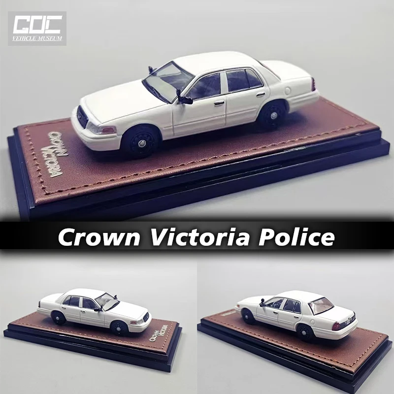 

GOC In Stock 1:64 Crown Victoria Police White Diecast Diorama Car Model Toys