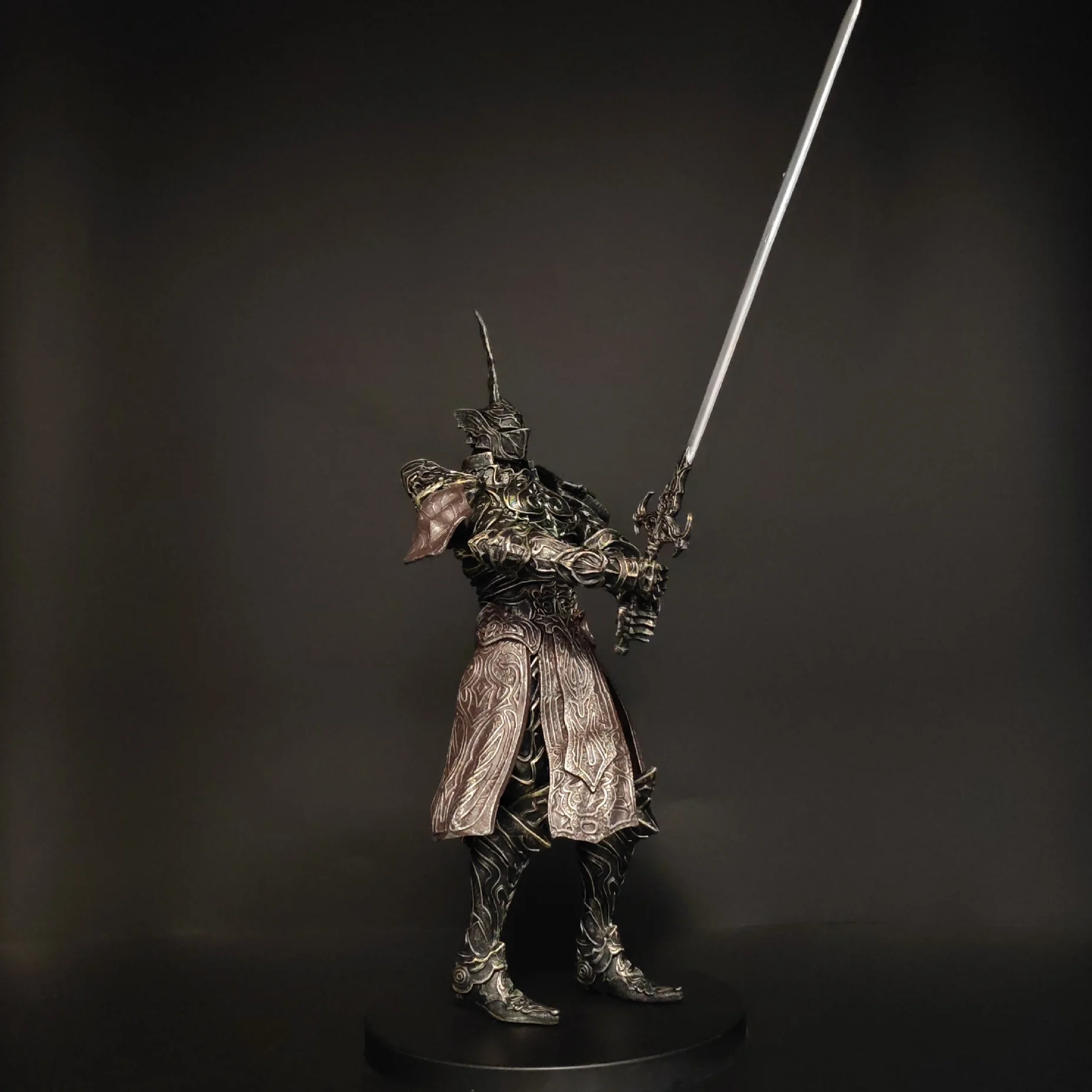 Anime Action Figure Demon Souls Remake Penetrating Knight Metas Pvc Collectible Model Desktop Ornament For Game Fans Home Decor
