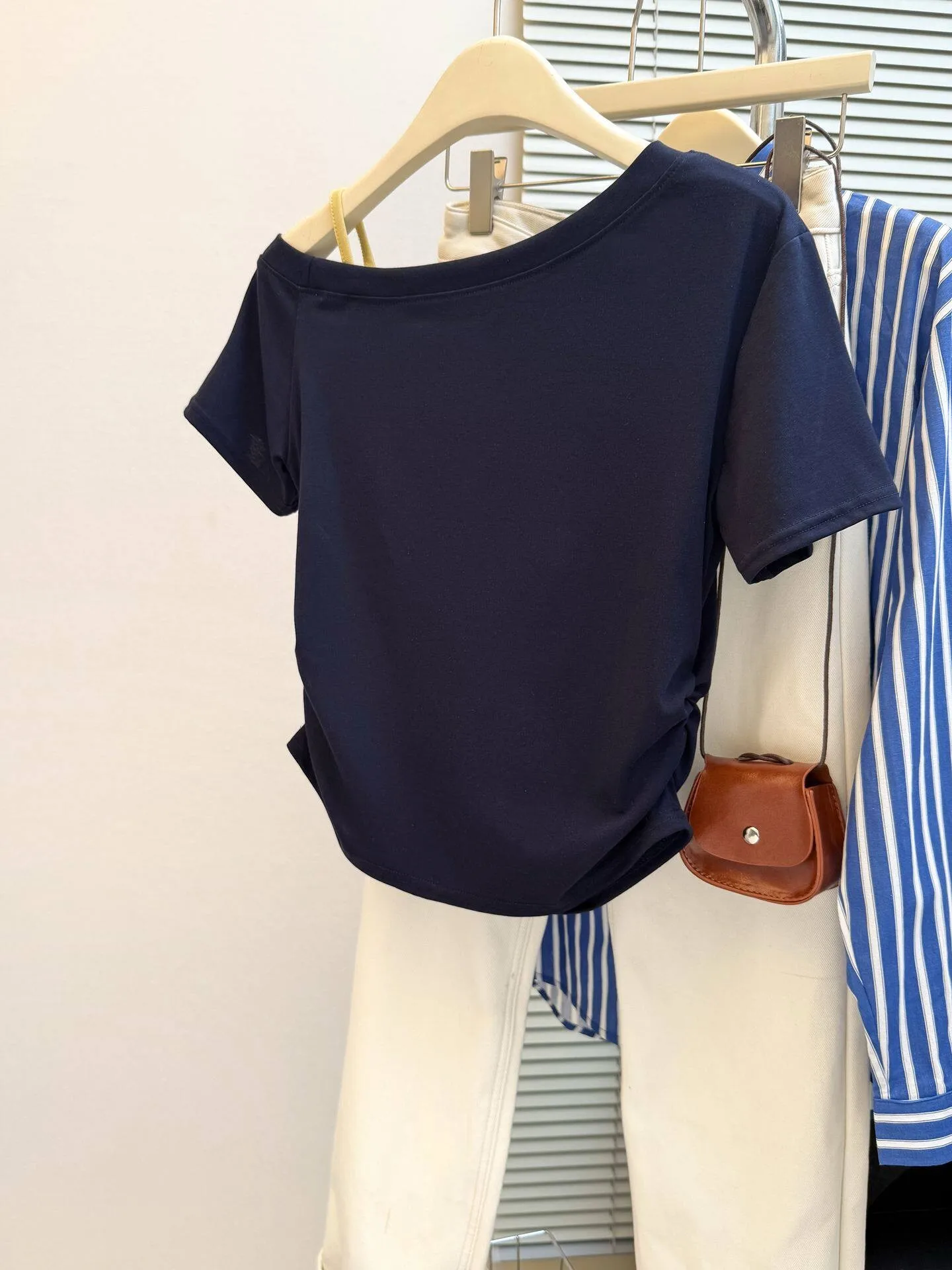 Chic Sweet Spicy Shoulder Bared Short Sleeve T Shirt Women Summer Slim Fit Korean Style Inner Wear Base Shirt Gathered Waist Top