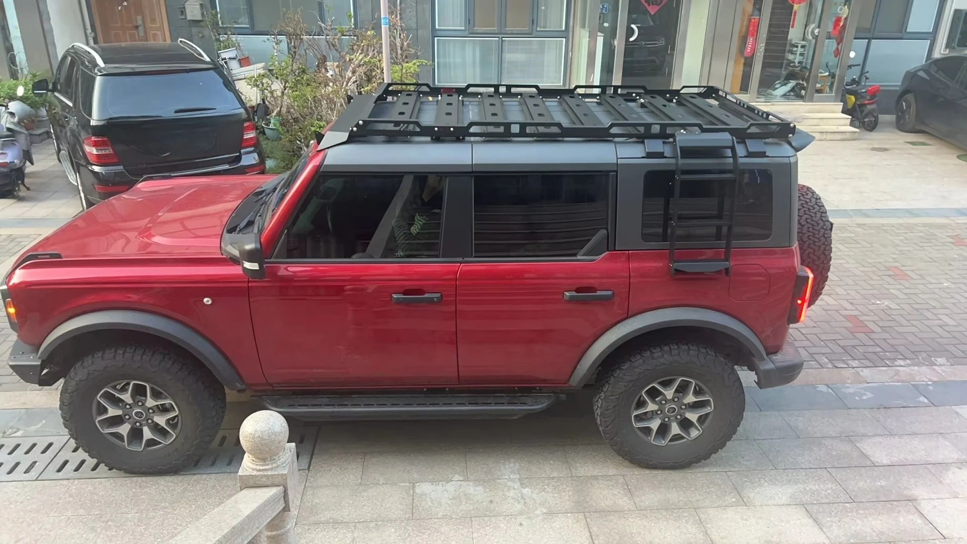 

Black Aluminum Roof Rail Rack Roof Frame Rack + Ladder Bar Cargo Carrier Crossbar Fits 2021 2022 2023