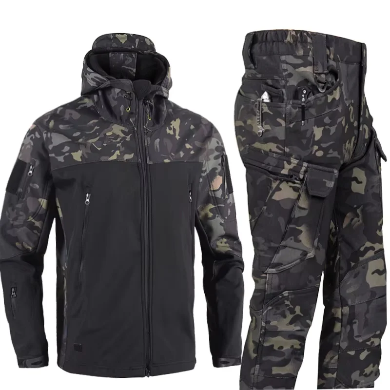 

New Splicing Anti-Shark Skin Feel Fleece Lined Waterproof Soft Shell Jacket And Pants Set for Outdoor Activities