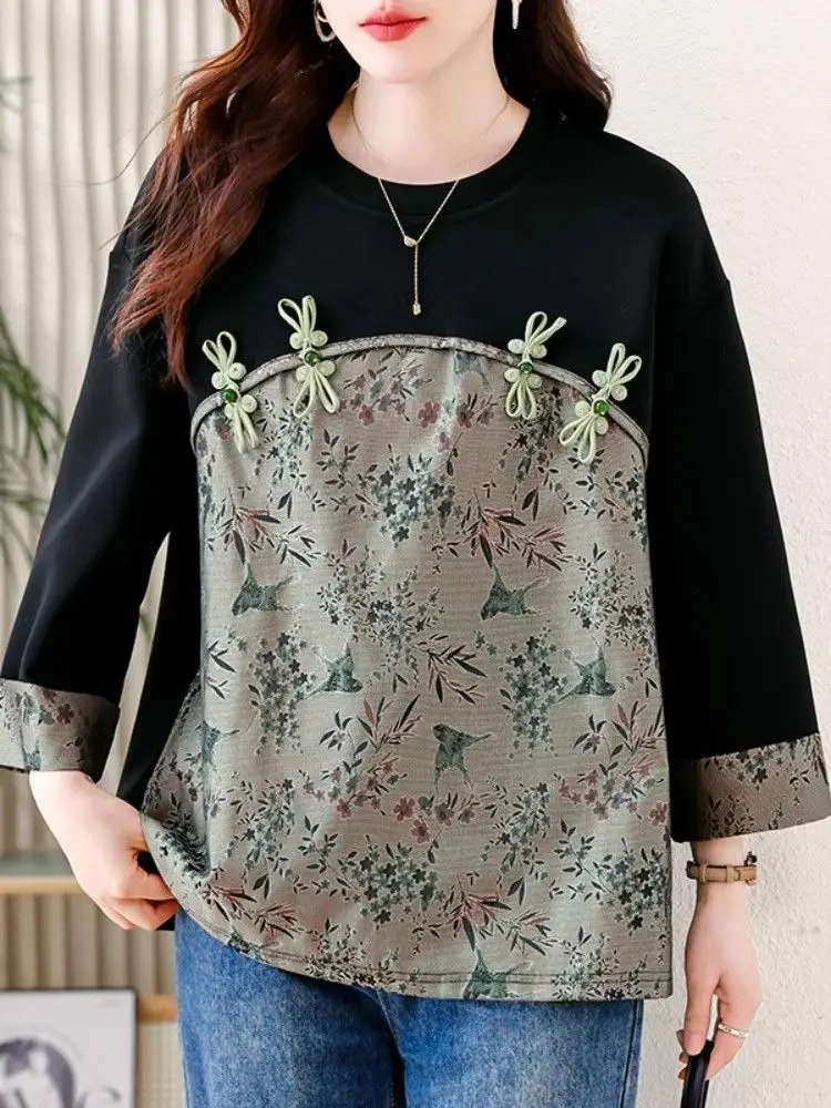 plus Size Women's round Neck Patchwork Sweatshirt Loose Fit Autumn New Chinese Style National Fashion Button up Elegant Chine...