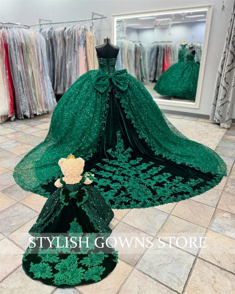 Green Sweetheart Quinceanera Dresses Applique Ball Gown Beaded Formal Prom Graduation Gowns Appliques Bow Vestidos De 15 Año