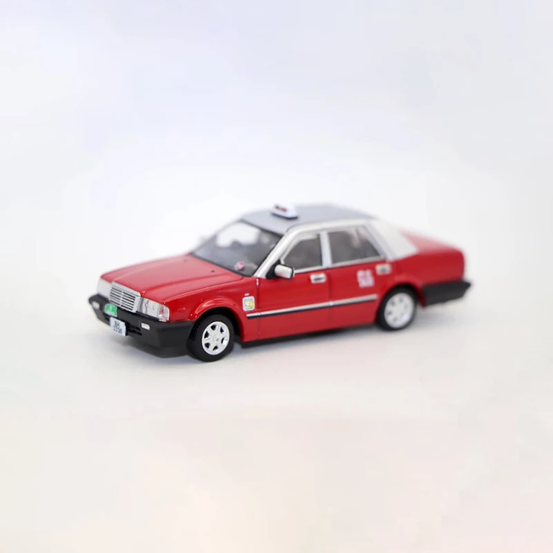 Tiny Diecast 1:64 Scale Cedric Y31 Taxi Alloy Car Model Finished Product Simulation Toy Collection Gift Static Model