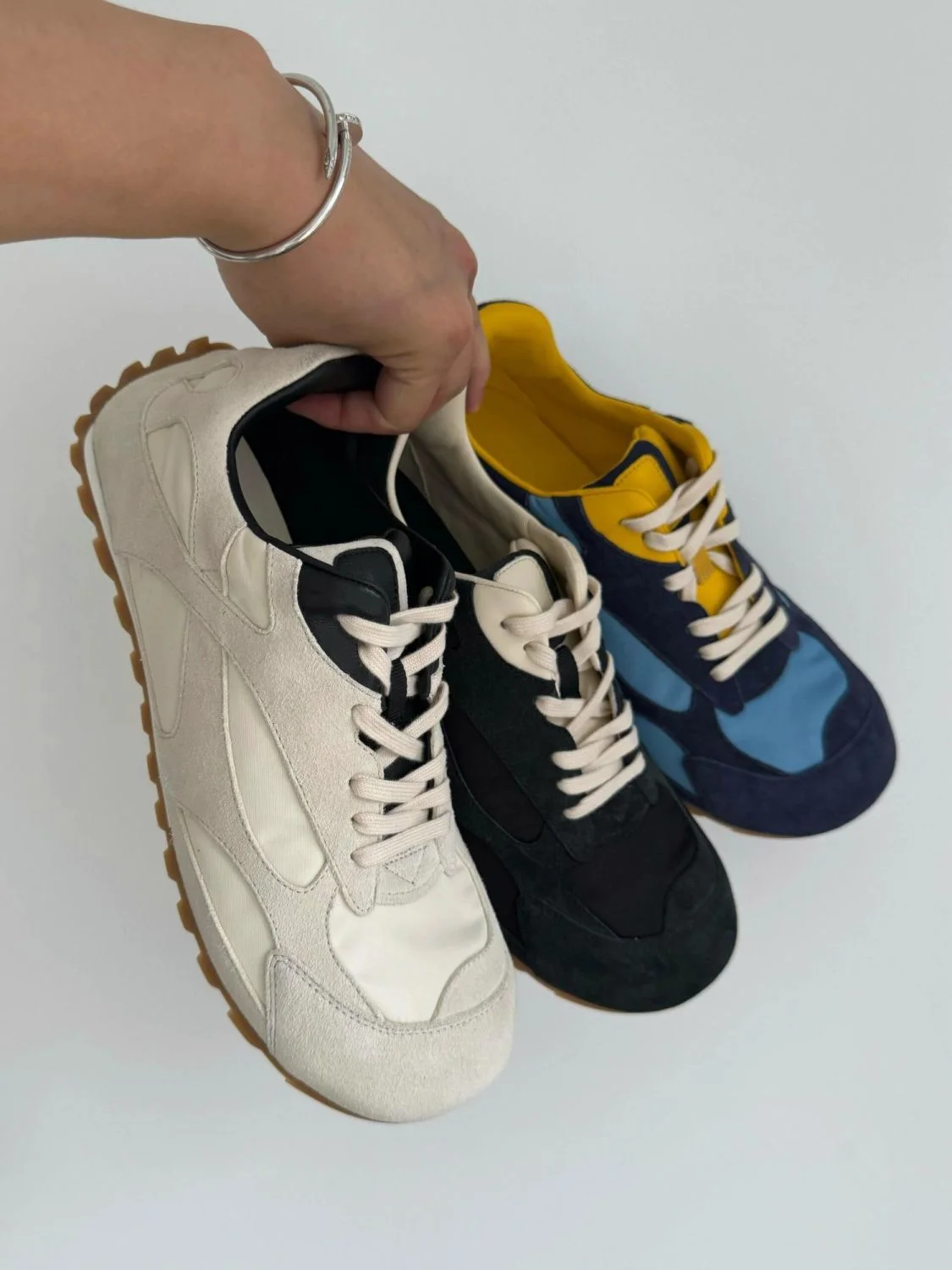 Hot Men's Sneakers Breathable Running Shoes Fashion Comfortable Casual Couple Fitness Shoes Flat Walking Shoes Outdoor Sneakers