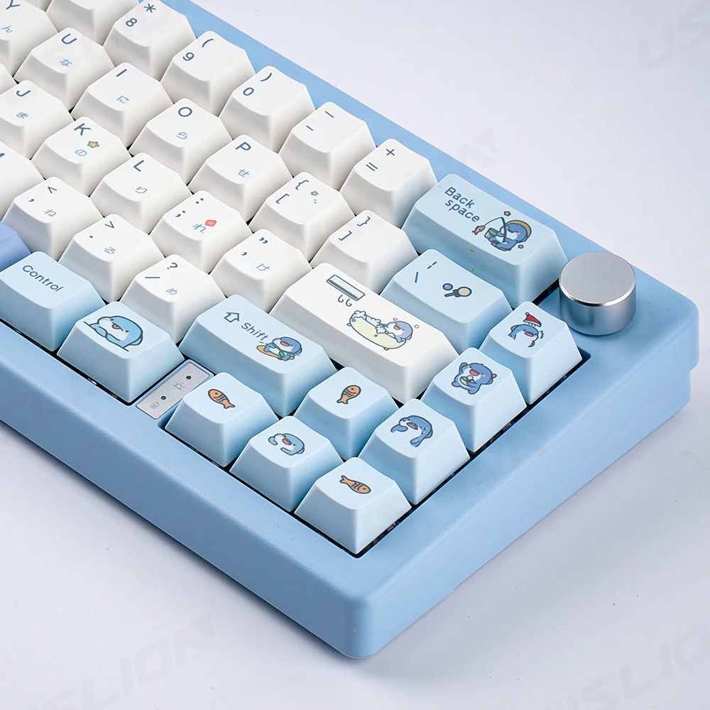 Imagem -02 - Caps de Teclas Personalizadas para Teclado Mecânico 131 Teclas Japonês Inglês Coreano Tema Bonito do Tubarão Perfil Cereja Pbt