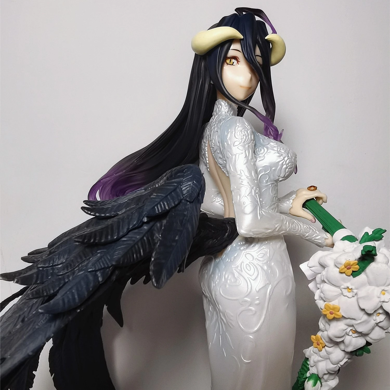 25Cm Overlord Action Figures Wedding Dress Albedo Anime Beautiful Girl Figure Collect Desktop Decoration Figurine Model Toy Gift