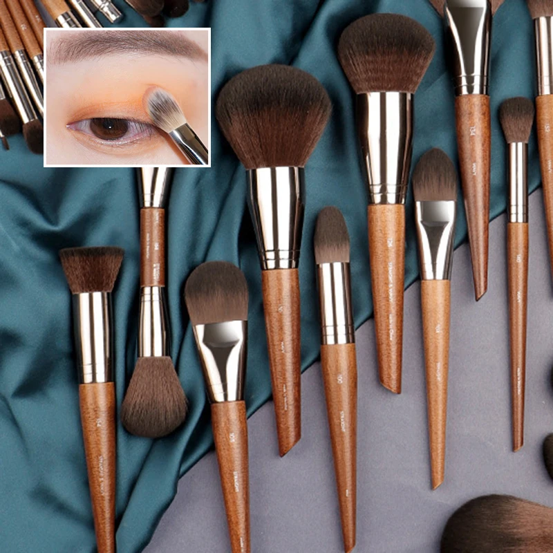 Professional Soft Makeup Brush Makeup Tools Liquid Foundation Concealer Make Up Brush Wood Handle Brushes Beauty Tool Wholesale