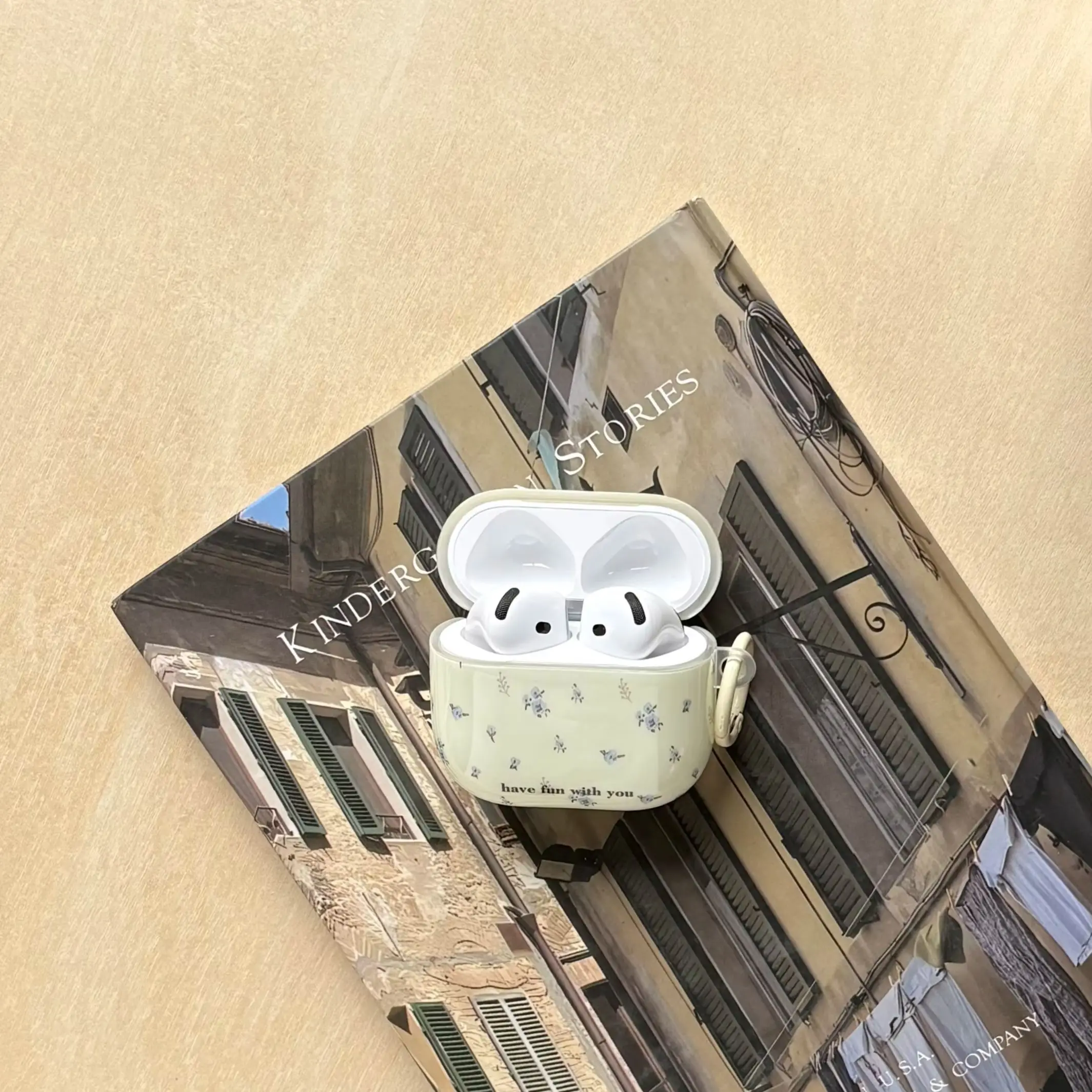 Korean-Style Simple Purple Small Floral Pattern Beige Protective Earphone Cover Case For AirPods Pro3 Pro2 1 2 3 4 5 Pro - view 4