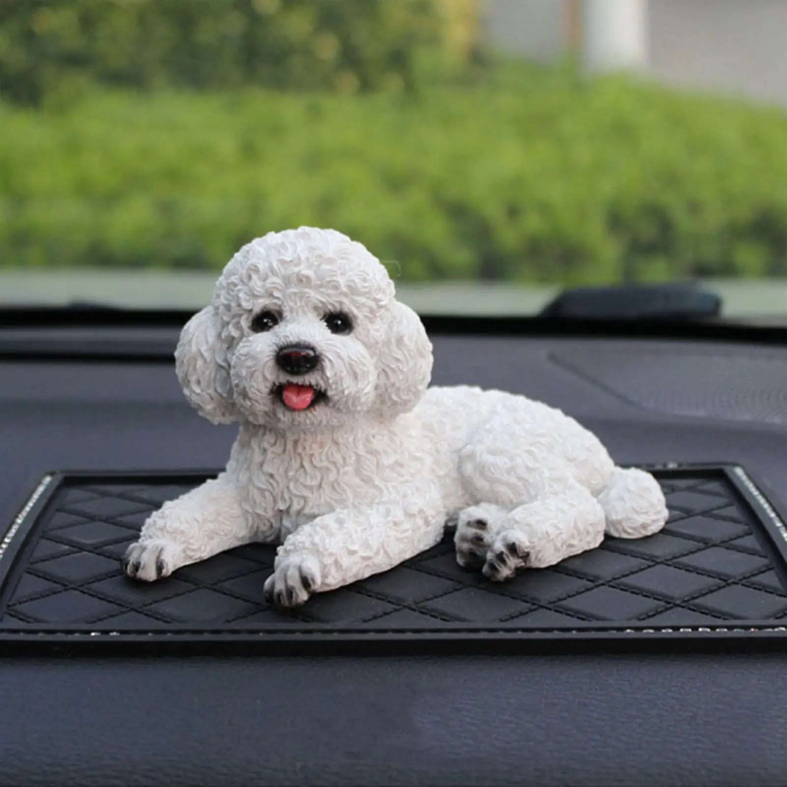 Cute Dashboard Car Accessories Dog Statue Vehicle Interior Decoration Car Dashboard Dog Statue For Automotive Sedan Pickup Truck
