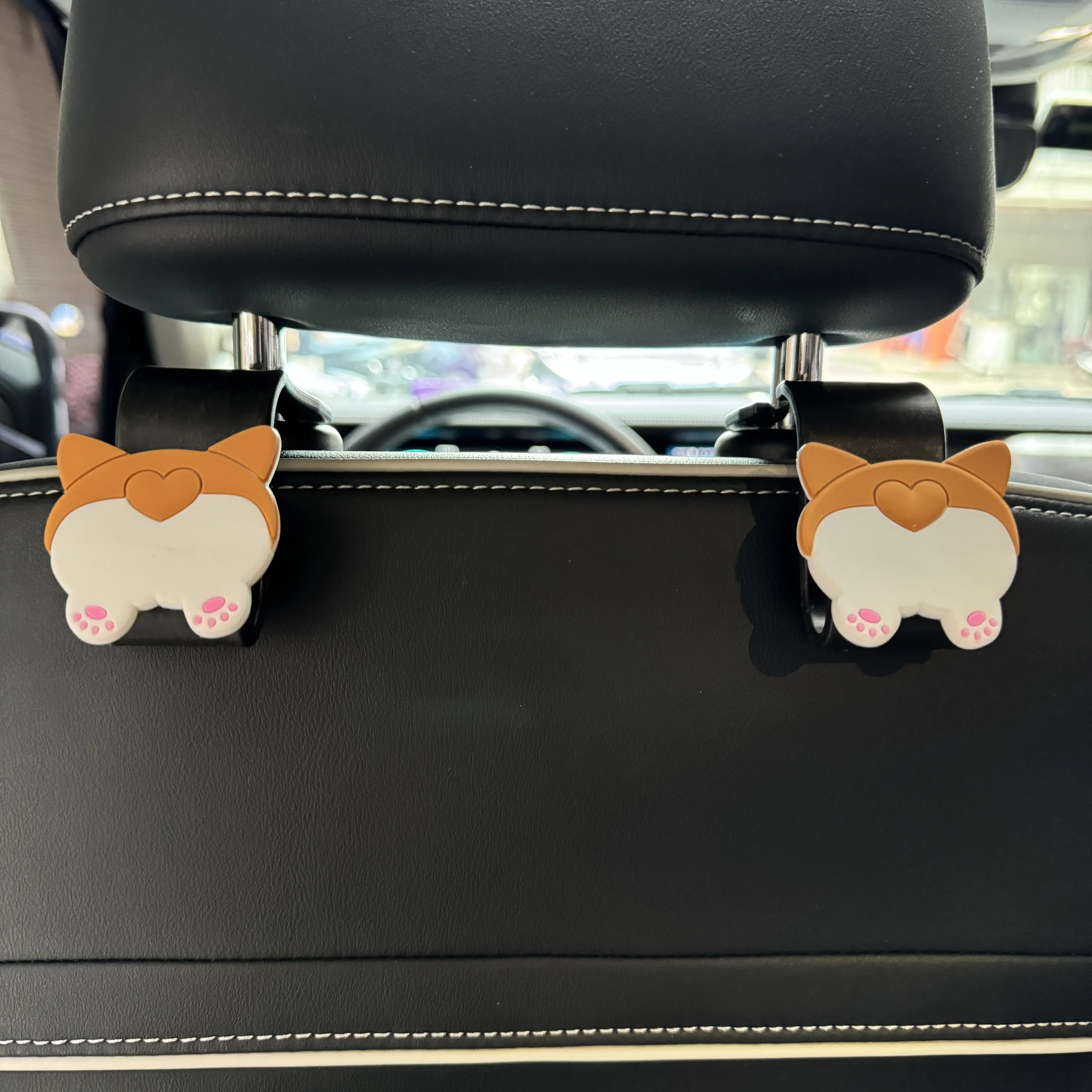 2pcs Cartoon dog knot car seat headrest hook hanger general purpose vehicle car storage bag bag purse coat car cutestuffornament