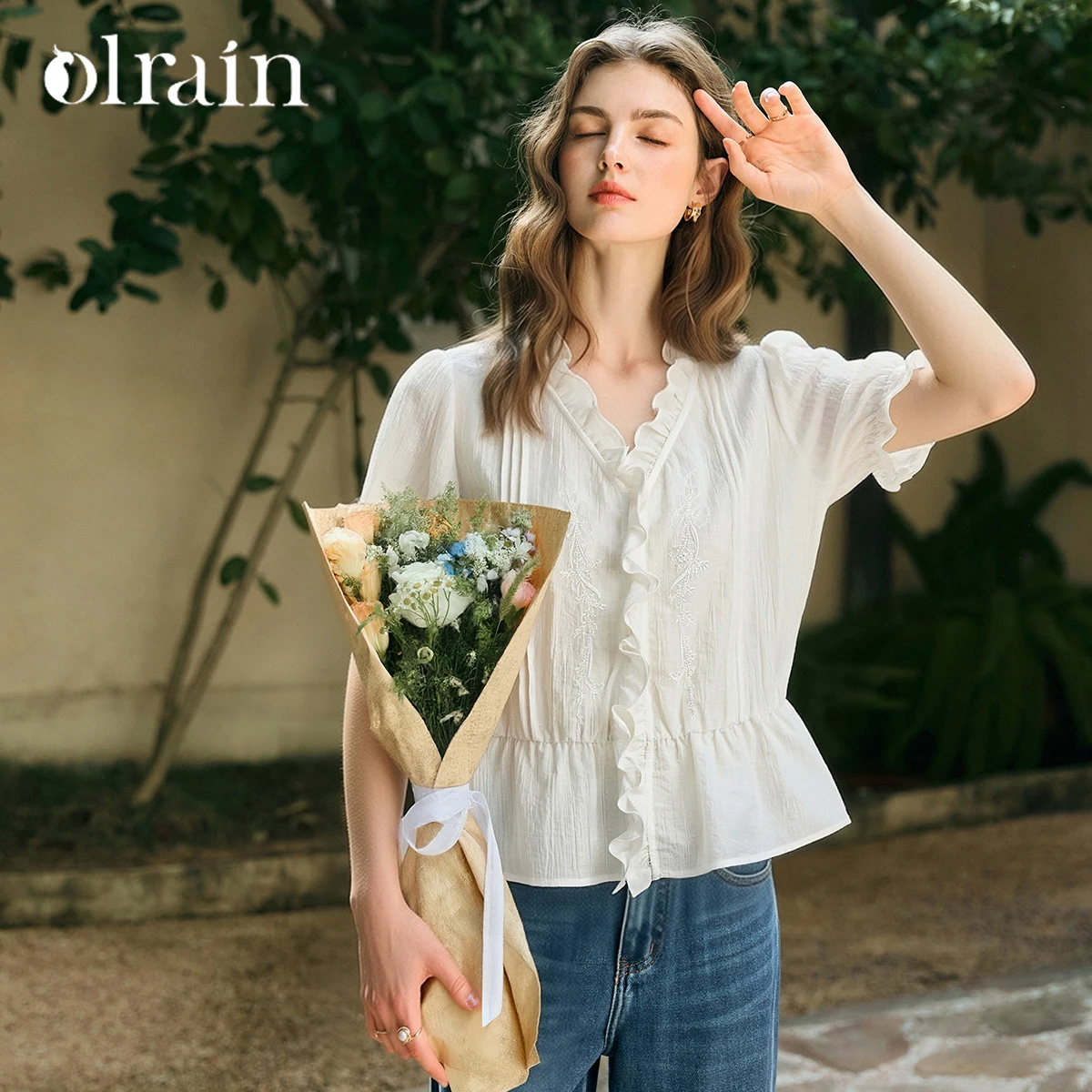 OLrain White French Vintage Women's Blouse 2026 Summer Scalloped Edge V-neck Puff Sleeve Elegant Chiffon Shirt O58XC005066