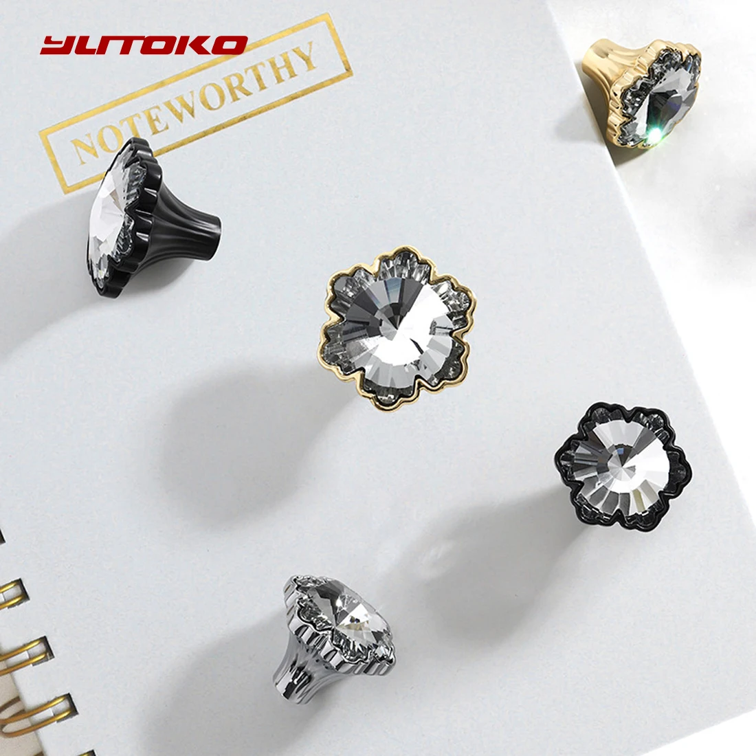 Snowflake Crystal Diamond Furniture Handles Cabinet Knobs and Handles Black Kitchen Handle Shoe Cabinet Drawer Knobs Hardware